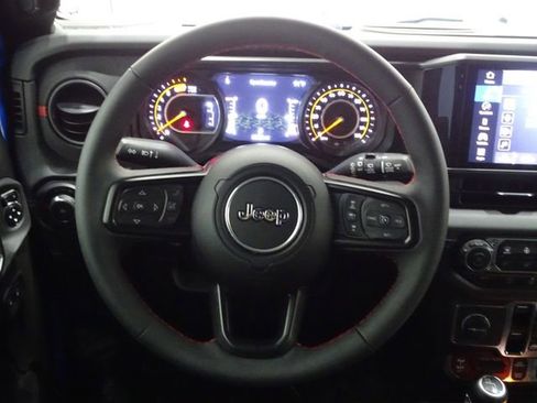 Used 2024 Jeep Wrangler Rubicon w/ Safety Group image 22