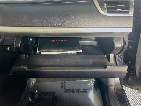 Used 2013 Toyota Camry SE image 29