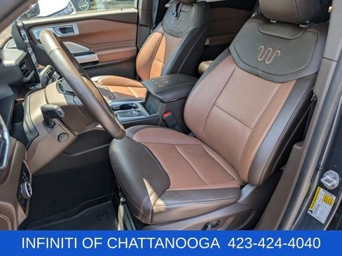 Used 2024 Ford Explorer King Ranch w/ Technology Package AWD/4WD image 5