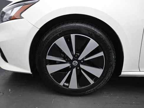 Used 2021 Nissan Altima 2.5 SV FWD image 47