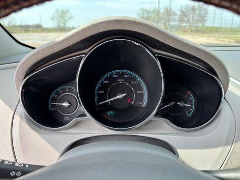 Used 2009 Chevrolet Malibu LS image 13