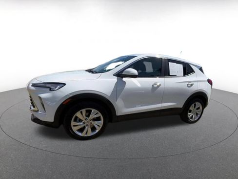 Used 2025 Buick Encore GX Preferred FWD image 8