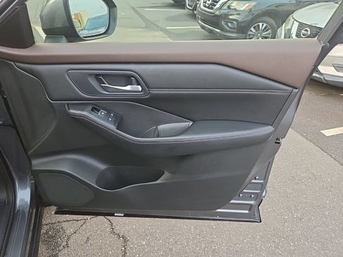 Certified 2023 Nissan Rogue SL AWD/4WD image 43