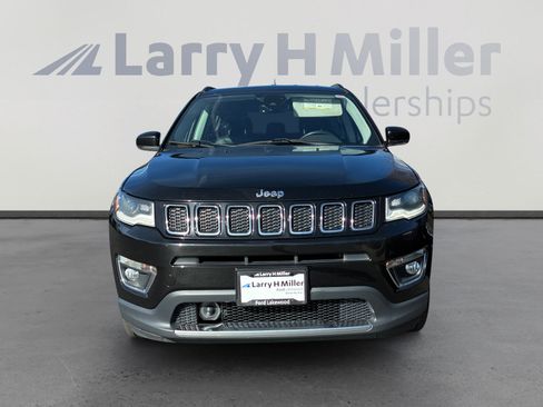 Used 2018 Jeep Compass Limited w/ Navigation Group AWD/4WD image 8