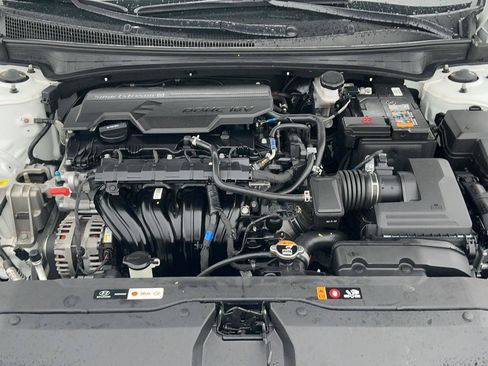 Certified 2024 Hyundai Elantra SEL w/ Convenience Package FWD image 35
