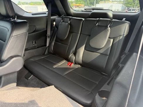 Used 2020 Ford Explorer XLT w/ Equipment Group 202A AWD/4WD image 16