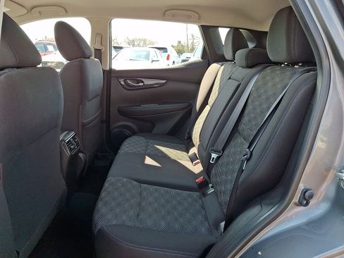 Used 2018 Nissan Rogue Sport SV image 10