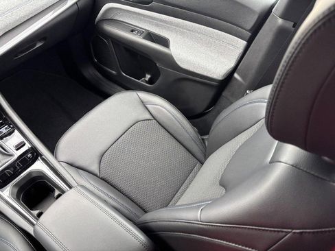 New 2026 Jeep Compass Latitude image 12