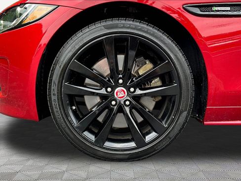 Used 2017 Jaguar XE R-Sport AWD/4WD image 34