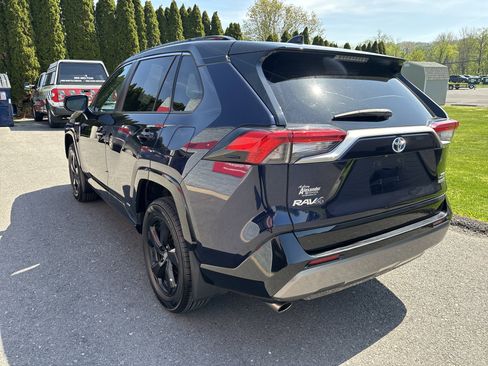 Used 2020 Toyota RAV4 XSE w/ All Weather Liner Package AWD/4WD image 6