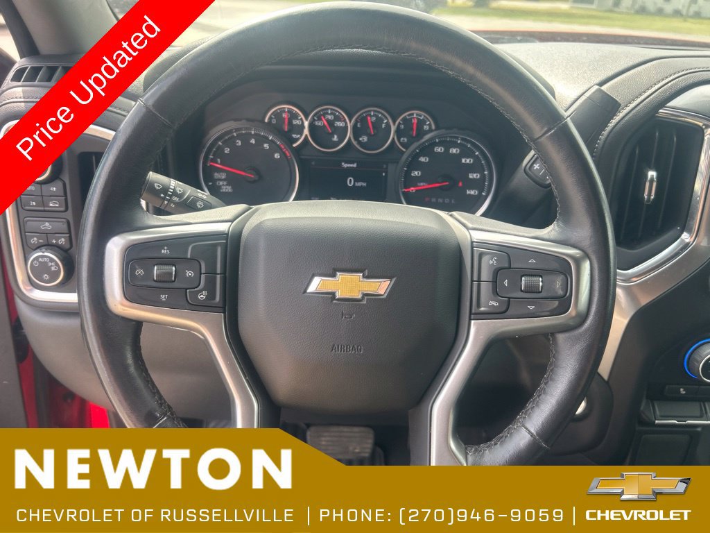 Used 2022 Chevrolet Silverado 1500 LT AWD/4WD image 13