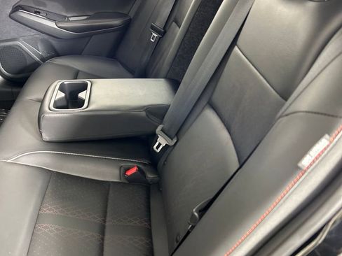 Used 2023 Nissan Altima 2.0 SR FWD image 18