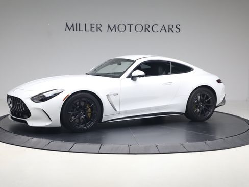 Used 2025 Mercedes-Benz AMG GT 63 image 2