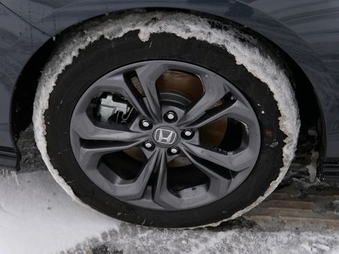 Certified 2025 Honda Accord EX-L image 15