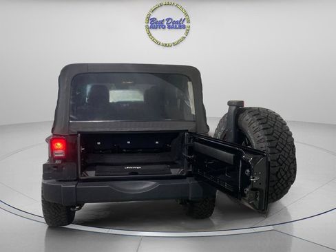 Used 2013 Jeep Wrangler Unlimited Sport AWD/4WD image 5