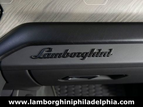 Used 2023 Lamborghini Urus S AWD/4WD image 36