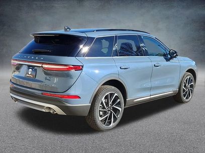 New 2025 Lincoln Corsair Reserve w/ Equipment Group 202A