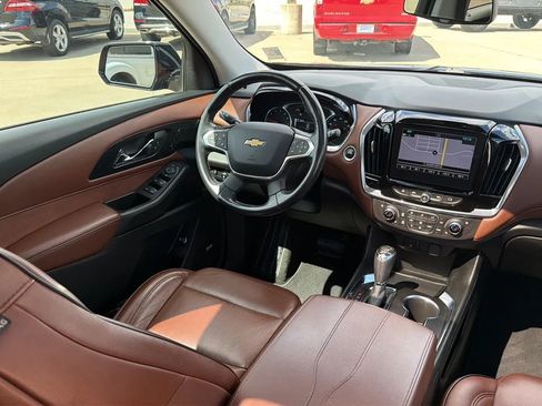 Used 2018 Chevrolet Traverse High Country AWD/4WD image 68