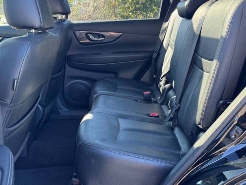 Used 2016 Nissan Rogue SL w/ SL Premium Package AWD/4WD image 11