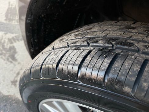 Used 2015 Nissan Pathfinder Platinum image 40