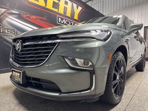 Used 2023 Buick Enclave Premium w/ Experience Buick Package AWD/4WD image 2