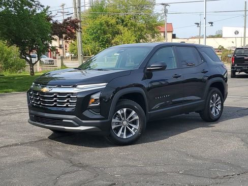 New 2026 Chevrolet Equinox LT w/ Convenience Package II AWD/4WD image 30