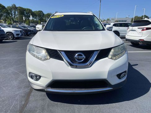 Used 2016 Nissan Rogue SL w/ SL Premium Package FWD image 2