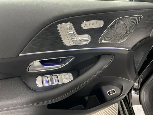 Used 2025 Mercedes-Benz GLE 580 4MATIC image 19