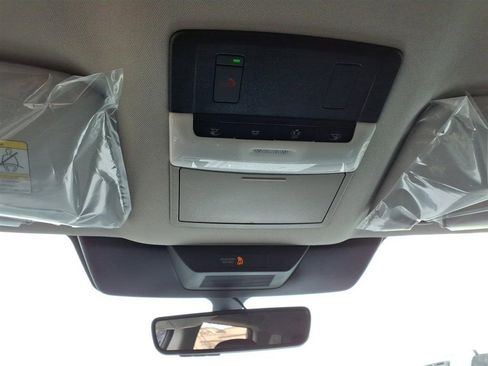 New 2026 Nissan Pathfinder SL image 24