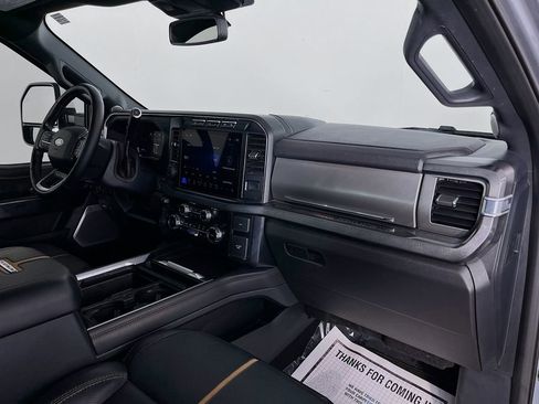 Used 2024 Ford F450 Platinum w/ FX4 Off-Road Package AWD/4WD image 37