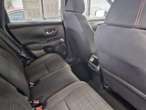 Used 2025 Honda HR-V Sport image 12
