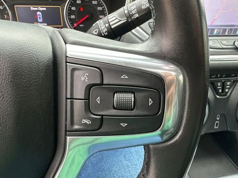 Used 2019 Chevrolet Blazer LT w/ Sun and Wheels Package AWD/4WD image 39