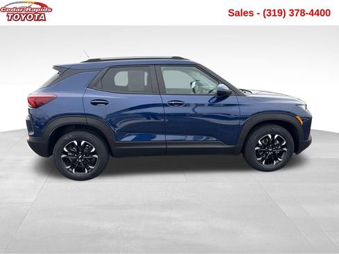 Used 2023 Chevrolet TrailBlazer LT w/ Convenience Package image 7