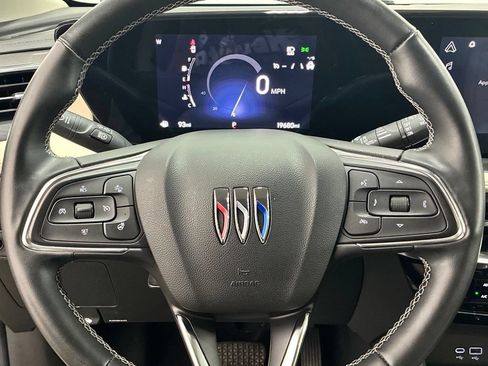 Used 2024 Buick Encore GX Avenir w/ Avenir Convenience Package FWD image 11
