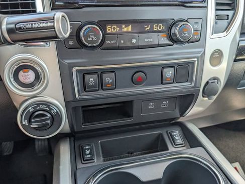 Used 2021 Nissan Titan SV w/ SV Convenience Package AWD/4WD image 9