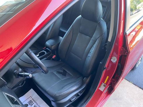 Used 2013 Hyundai Elantra GT w/ Style Pkg FWD image 14