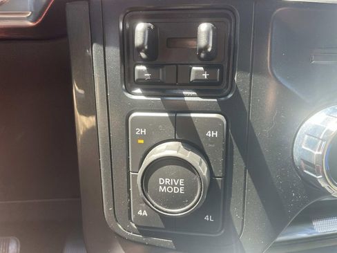 Used 2022 Ford F150 Lariat w/ Equipment Group 502A High AWD/4WD image 24
