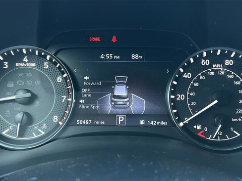 Used 2023 Nissan Armada SL w/ Captain's Chairs Package image 24