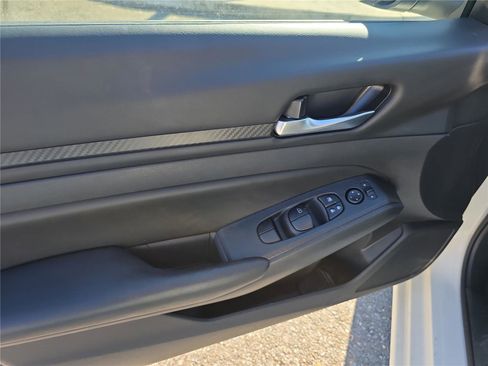 Used 2021 Nissan Altima 2.5 S image 17