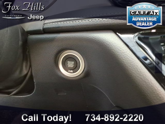 New 2027 Chrysler Pacifica Limited FWD image 21