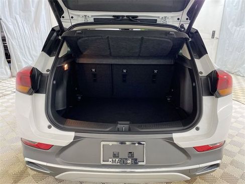 Used 2023 Buick Encore GX Essence w/ Experience Buick Package image 24