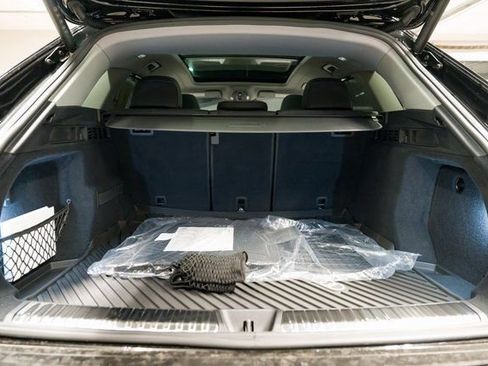 Used 2025 Audi Q5 Premium Plus image 8