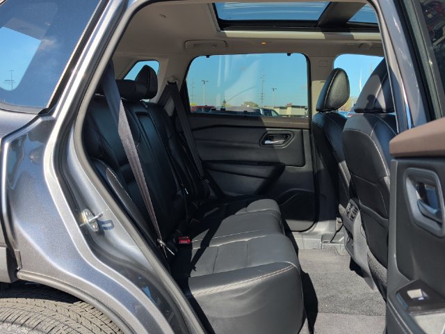 Certified 2023 Nissan Rogue SL w/ SL Premium Package AWD/4WD image 34