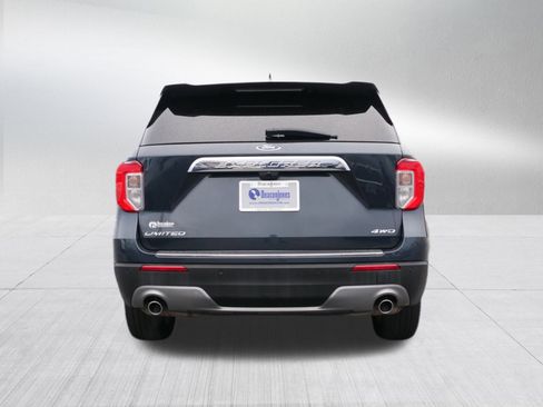 Used 2022 Ford Explorer Limited w/ Equipment Group 301A image 4