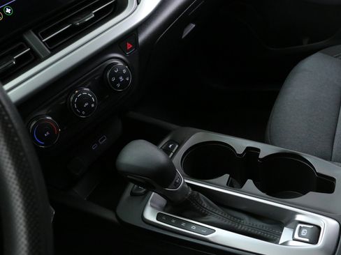 Certified 2024 Chevrolet Trax LS image 19