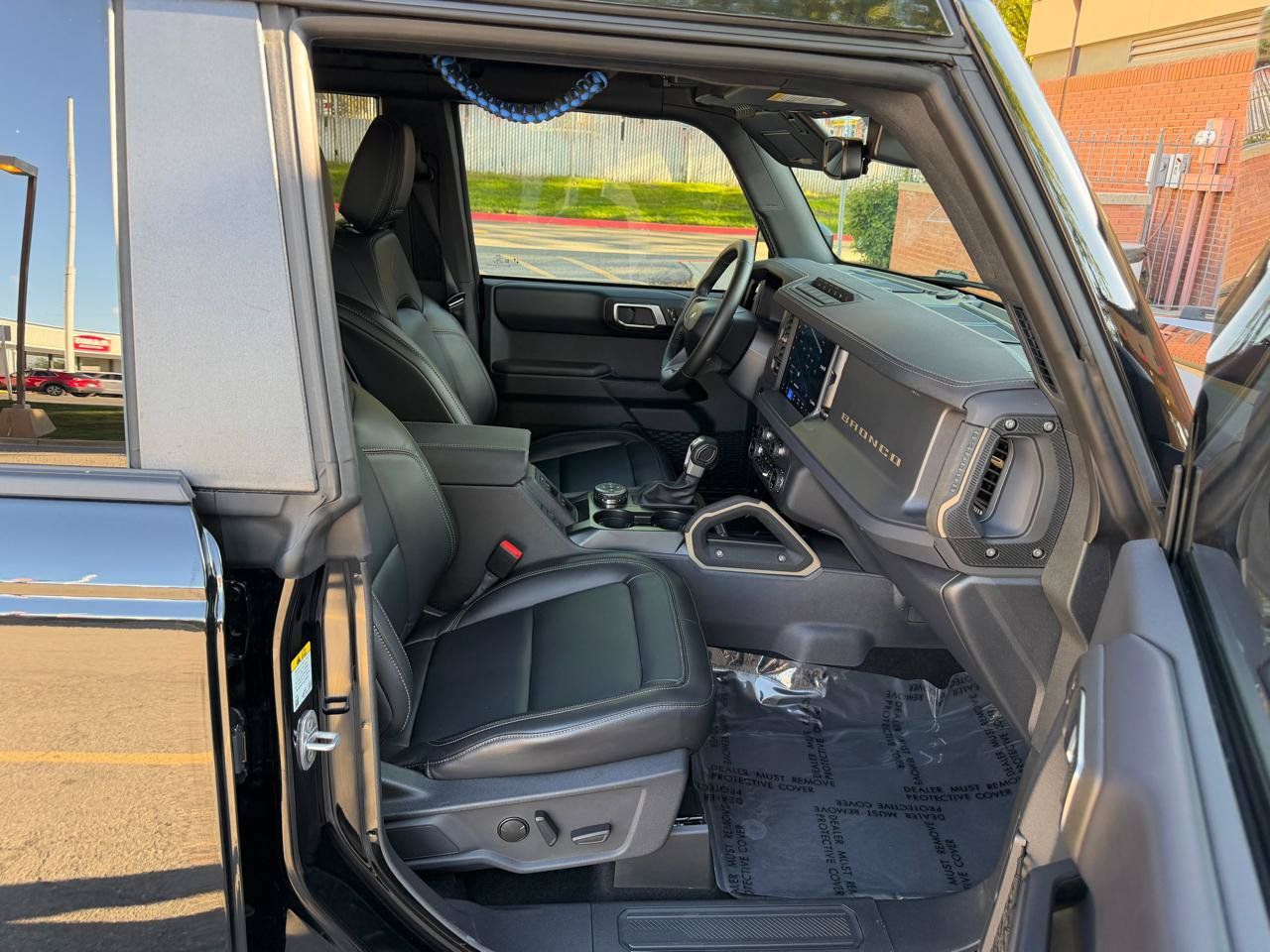 Used 2025 Ford Bronco Badlands AWD/4WD image 23