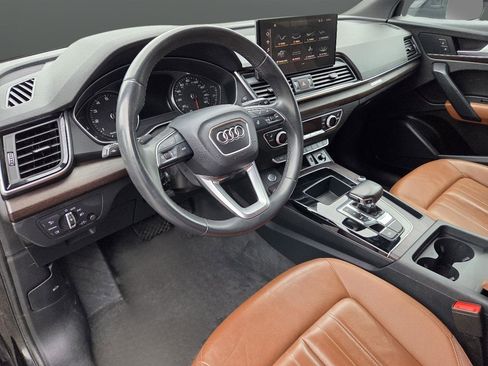 Used 2023 Audi Q5 2.0T Premium w/ Convenience Package AWD/4WD image 10