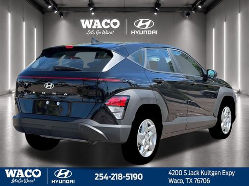Used 2026 Hyundai Kona SE FWD image 9