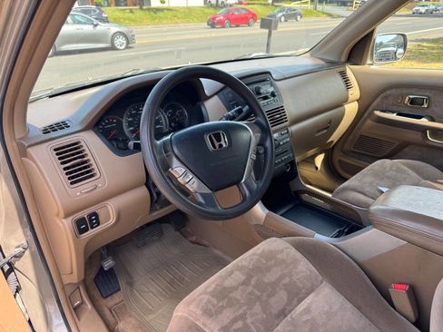 Used 2005 Honda Pilot EX image 5