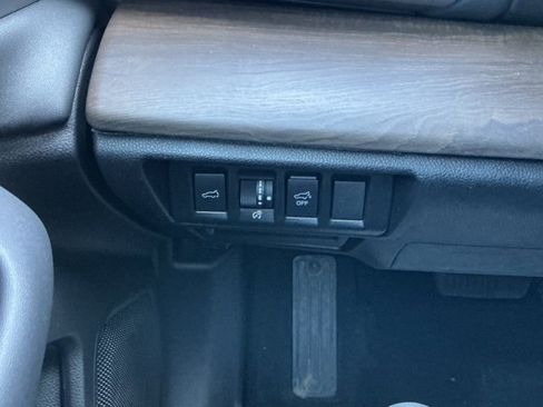 Certified 2023 Subaru Outback Limited image 20